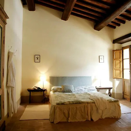 Historic In Medieval Town Near Orvieto Montegabbione